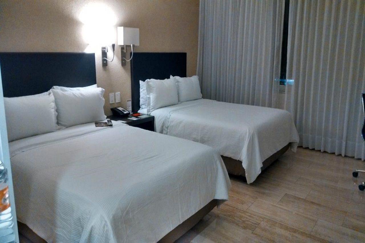 Fiesta Inn Четумаль Екстер'єр фото
